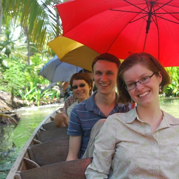 Meet your Posher, Leslie - Picture 1 of 1